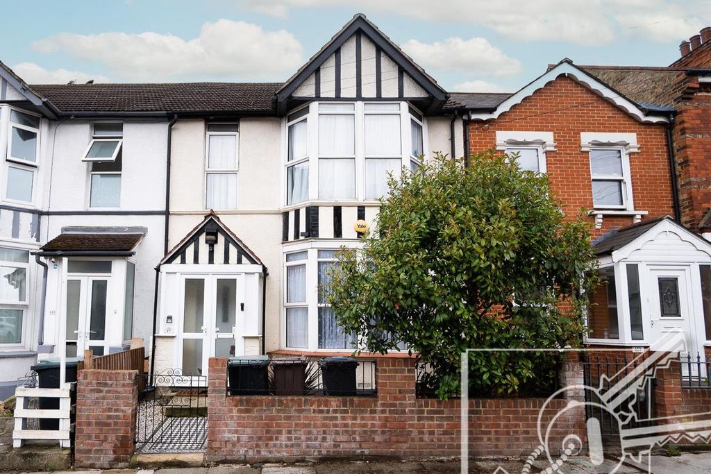 Property photo 1 of 24 Frontage