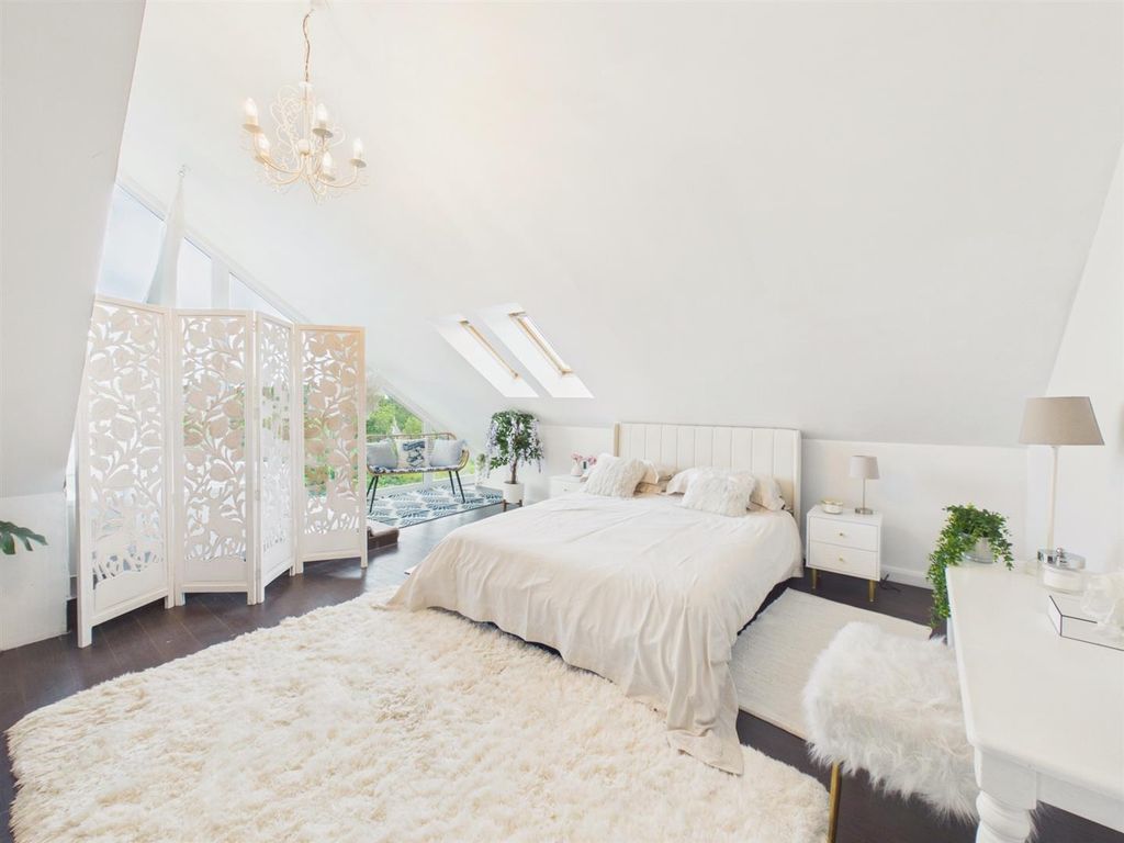Additional image 12 of 3 bed flat for sale22 Riverside Park, Blairgowrie PH10