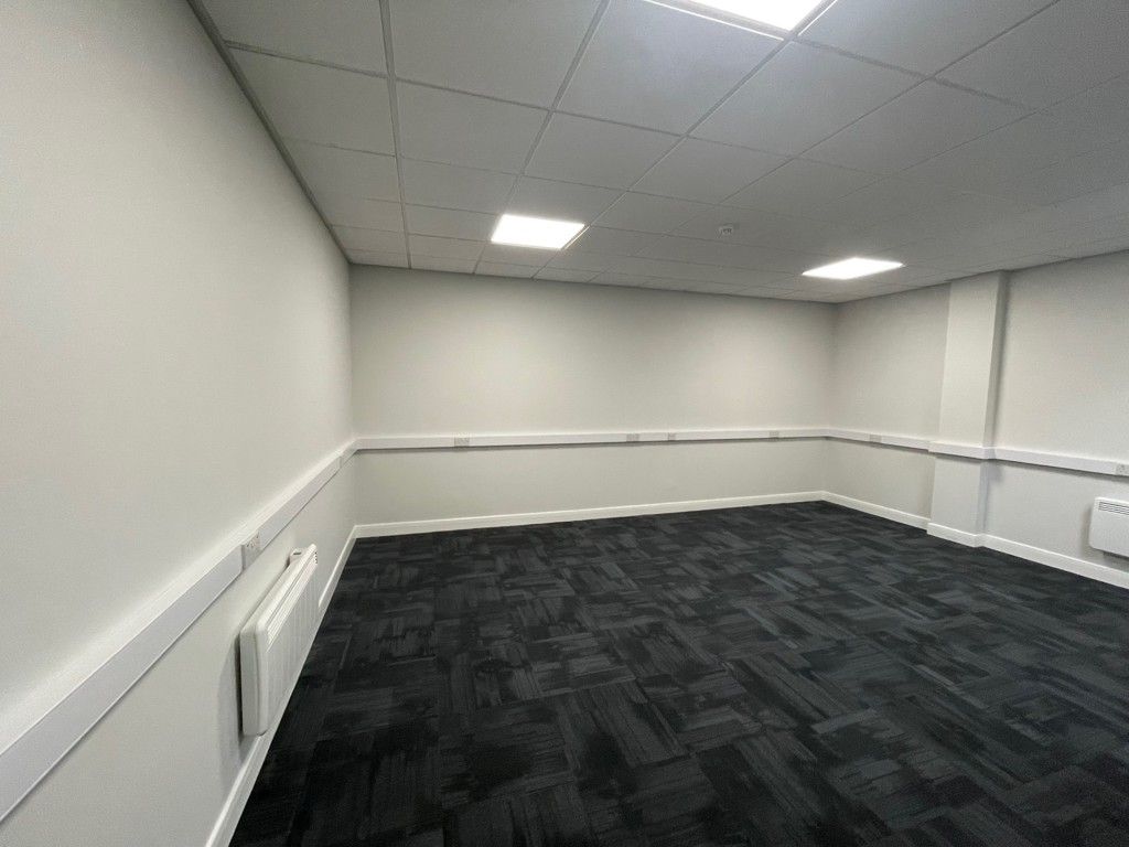 Property photo 3 of 7 1.Jpg