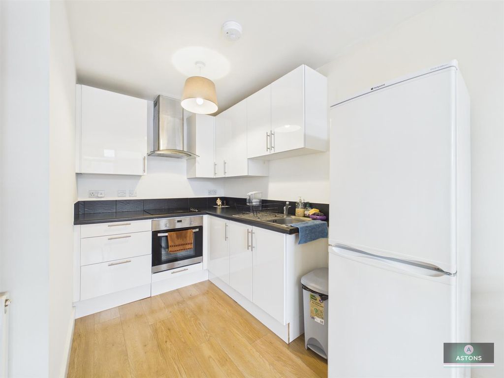 Property photo 1 of 6 Cam02067G0-Pr0408-Still001.Jpg
