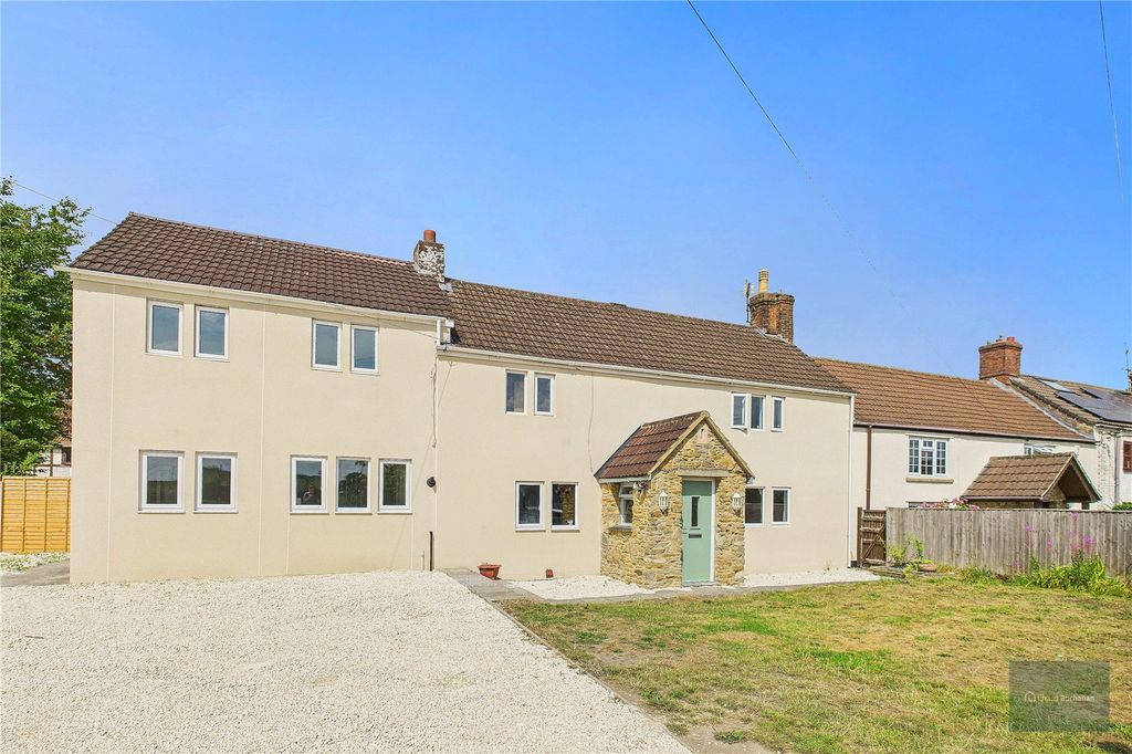 Property photo 1 of 33 Picture No. 57
