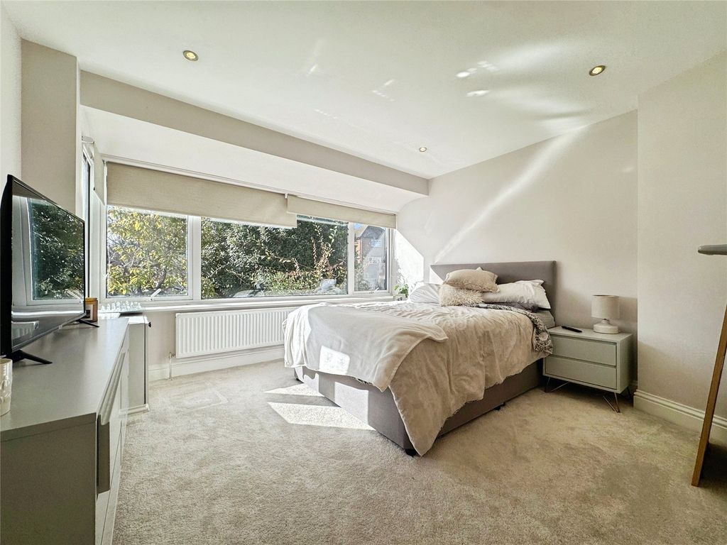 Property photo 2 of 11 Picture No. 01