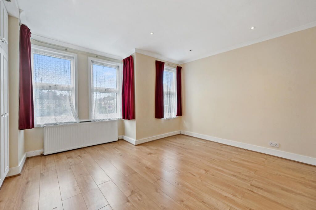Property photo 3 of 10 5d34A1Fffb947B6Dd214997740830d55