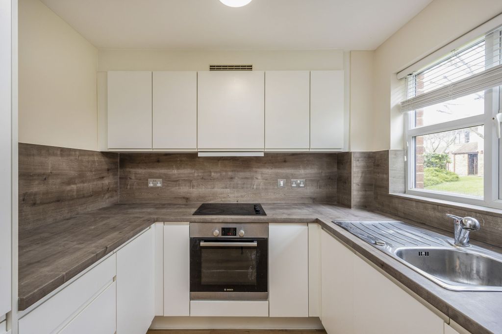 Property photo 2 of 13 Kitchen