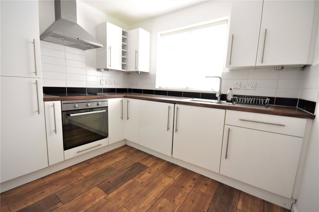 Property photo 2 of 7 2