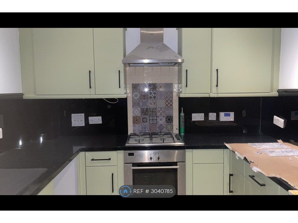 Property photo 1 of 15 Kitchen