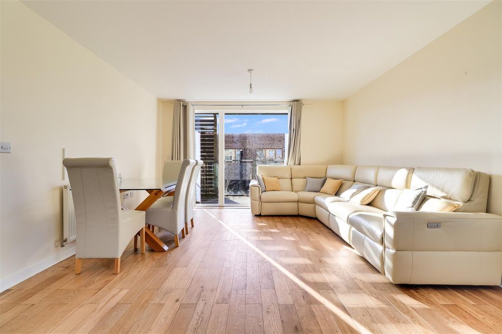 Property photo 2 of 22 Img (4).Jpg