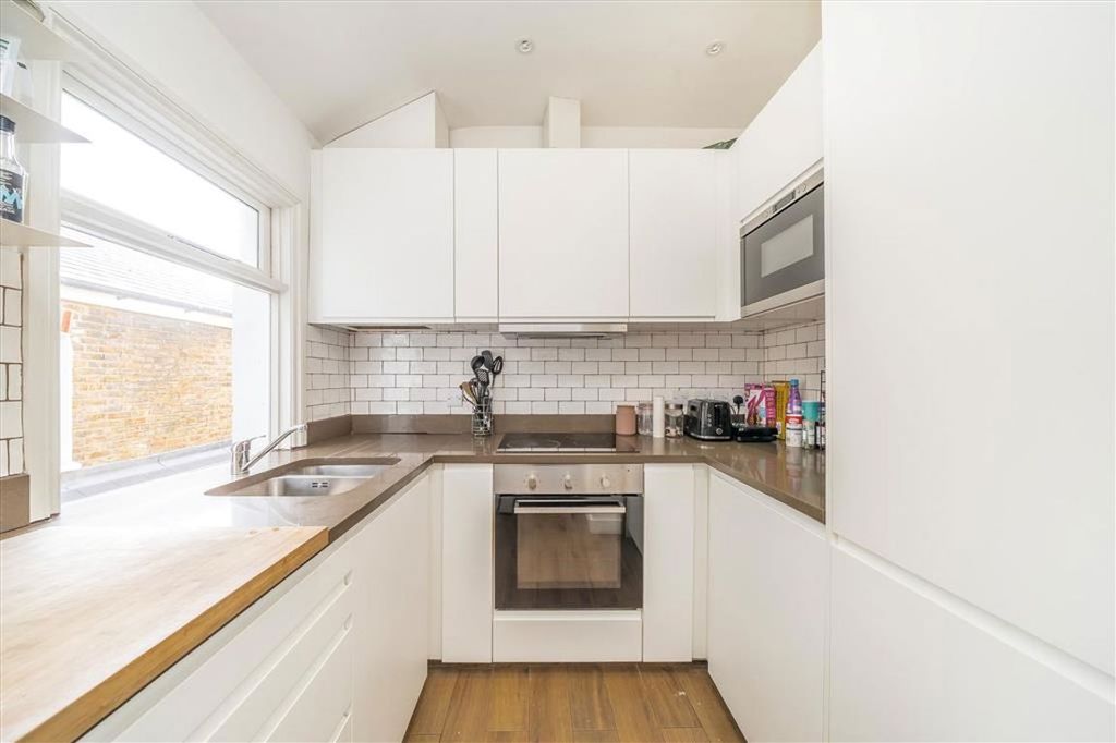 Property photo 3 of 7