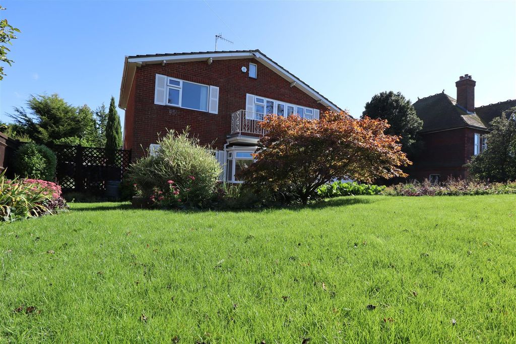 Property photo 3 of 21 Img_0484.Jpg