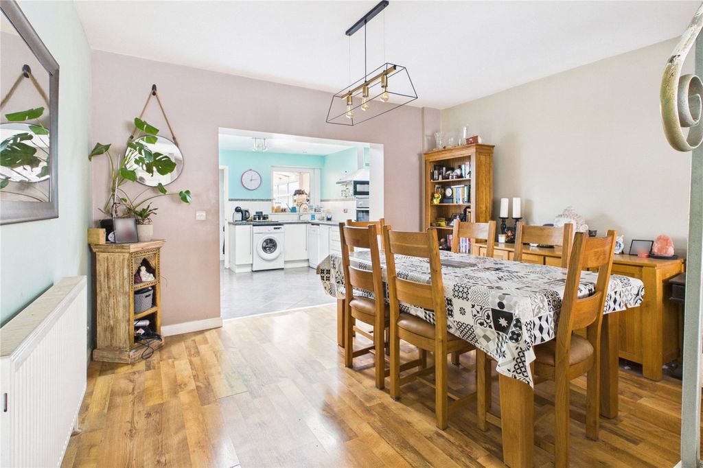 Property photo 3 of 15 Picture No. 06
