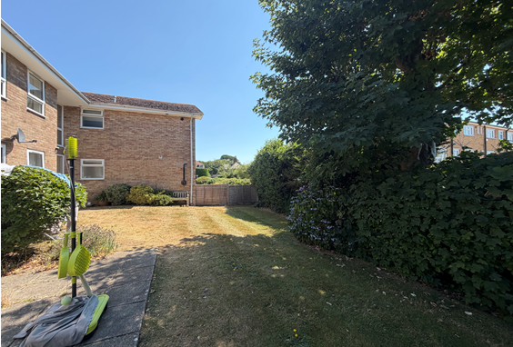 Property photo 3 of 11