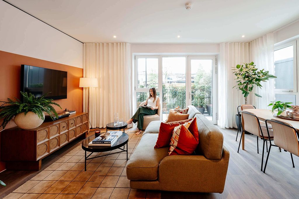 Property photo 3 of 16