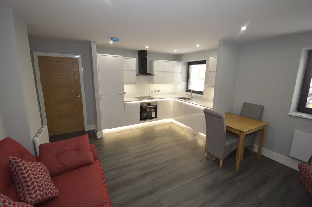 Property photo 3 of 9 Living Area 2