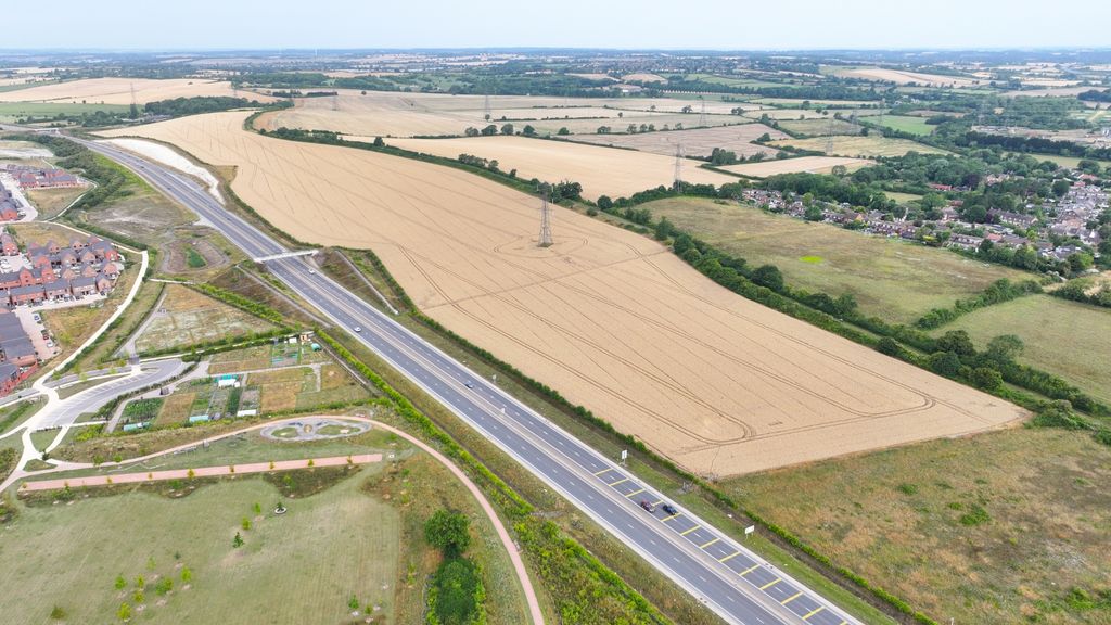 Property photo 1 of 4 Photo 2