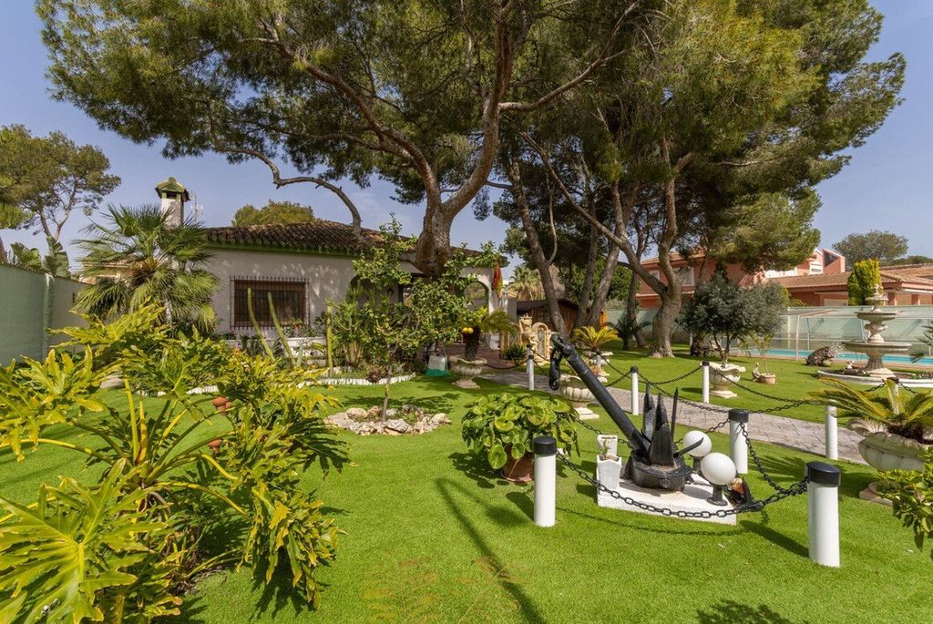 Property photo 3 of 48