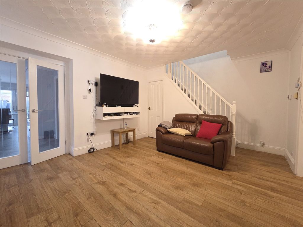 Property photo 3 of 12 Picture No. 06