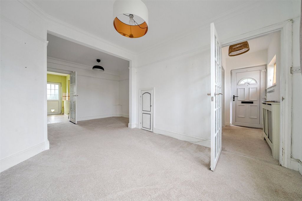 Property photo 3 of 22 Reception