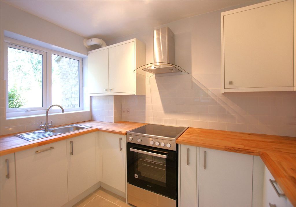 Property photo 3 of 8 Picture No. 33