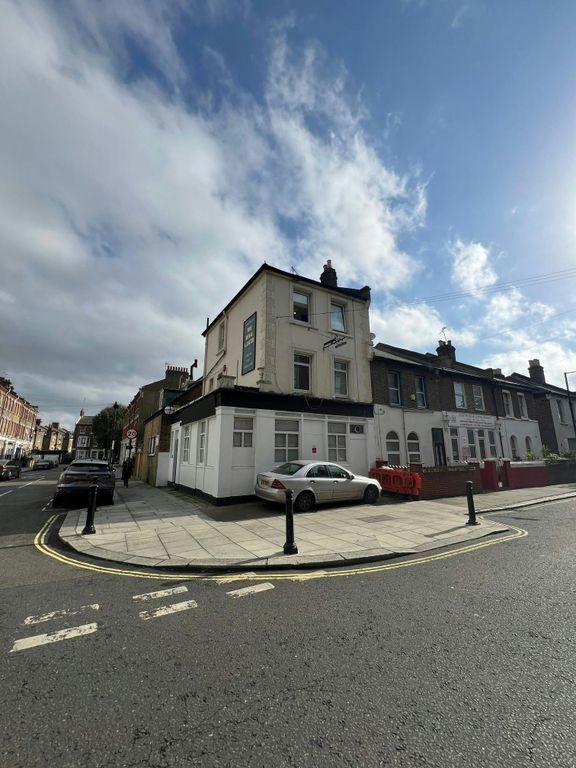 Property photo 1 of 2 Royal.Jpg