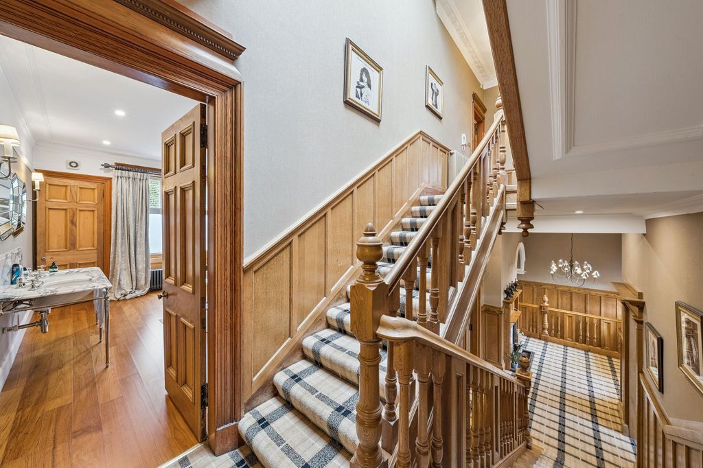 Additional image 38 of 5 bed town house for saleKings Gate, 33 Victoria Crescent Road, Dowanhill, Glasgow G12