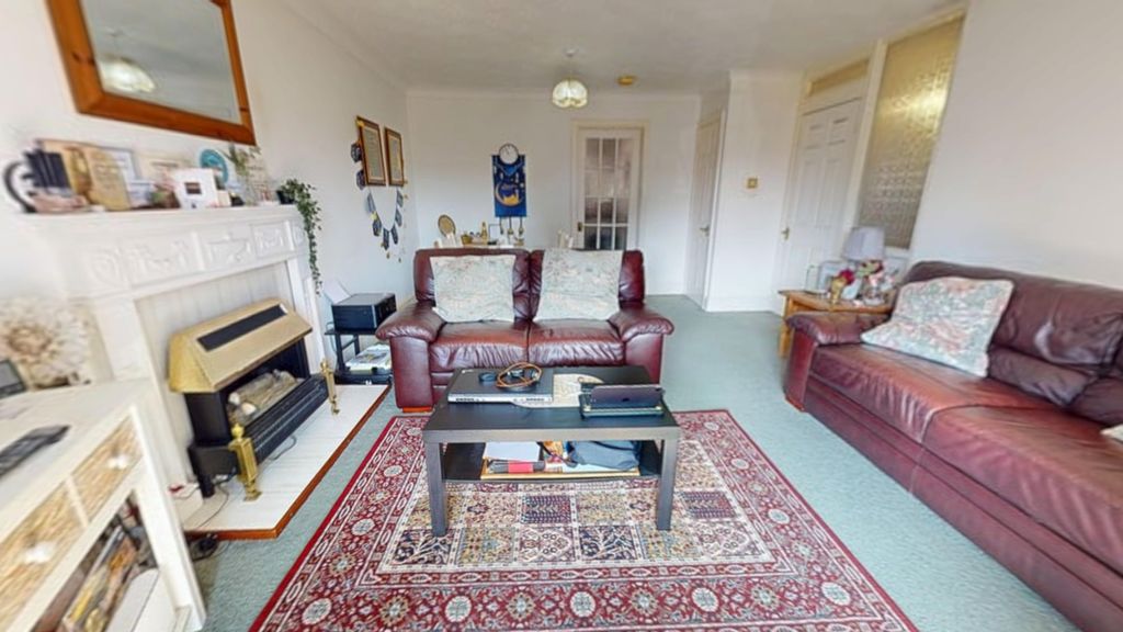 Property photo 3 of 9