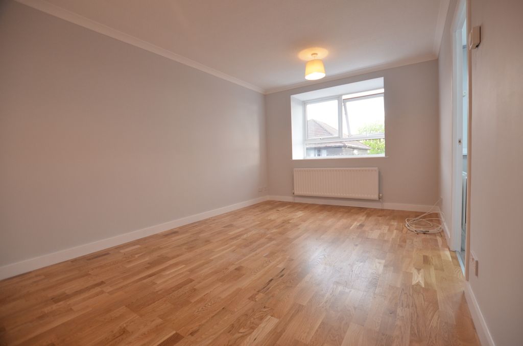 Property photo 3 of 7 6