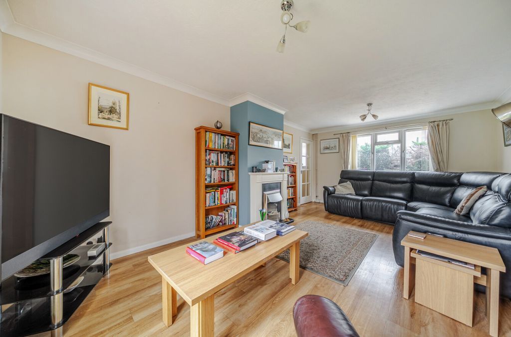 Property photo 2 of 10 1394451-2-694A9F0...