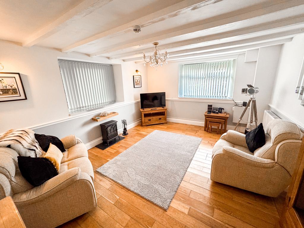 Property photo 3 of 18 Photo 25