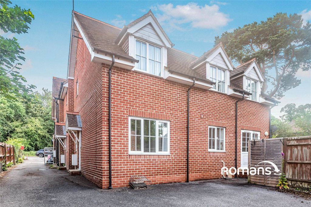 Property photo 2 of 10 Picture No. 09