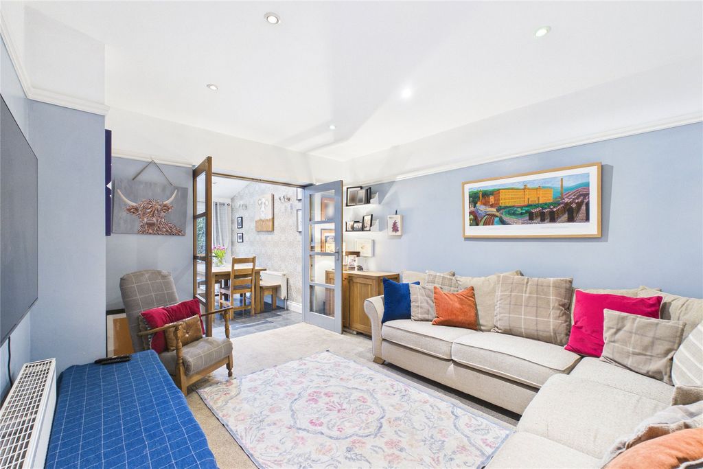 Property photo 3 of 15 Picture No. 21