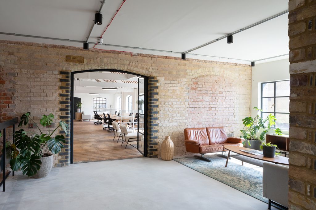 Property photo 3 of 4