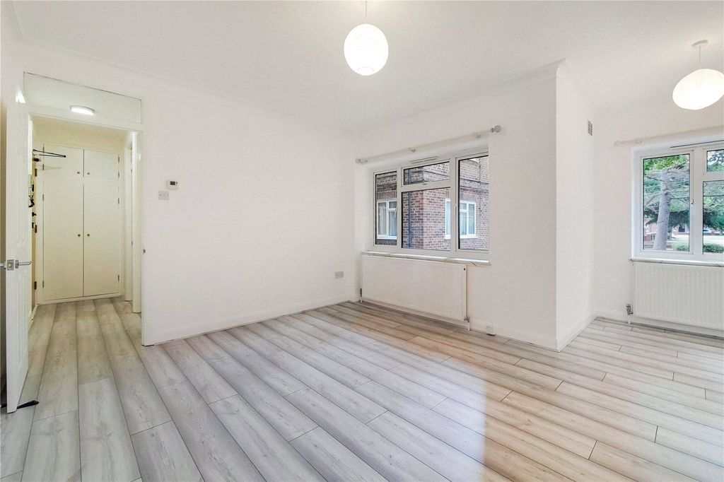 Property photo 2 of 10 Picture No. 05
