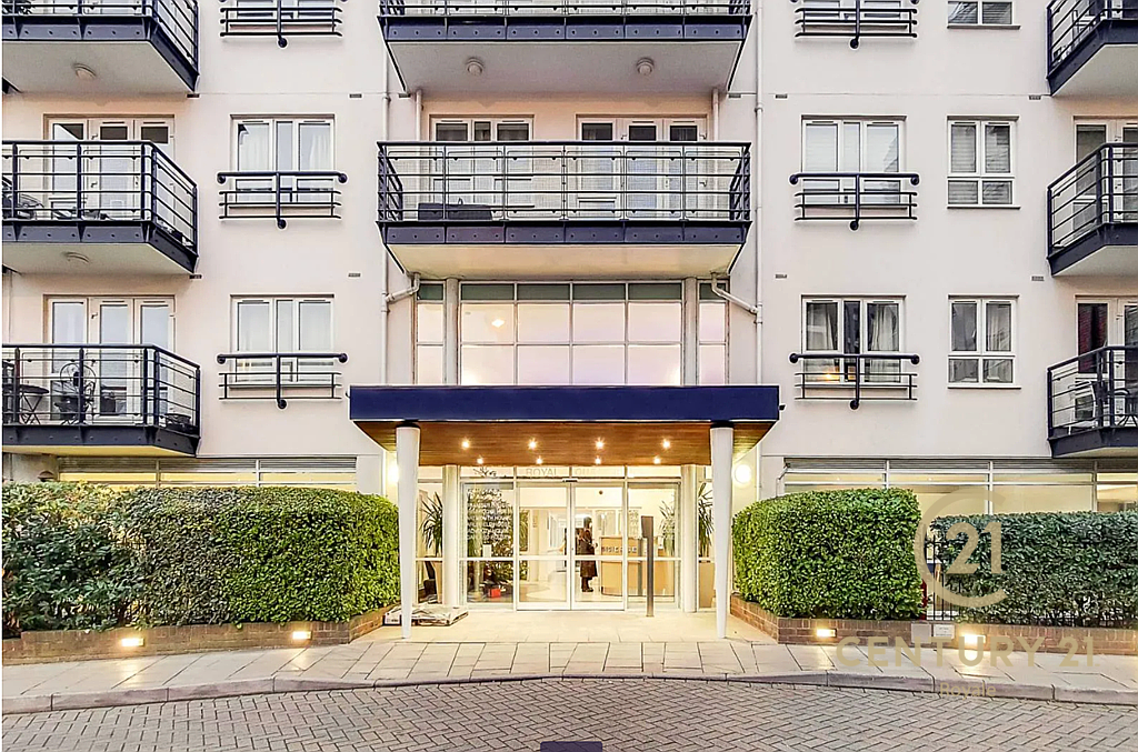 Property photo 2 of 13