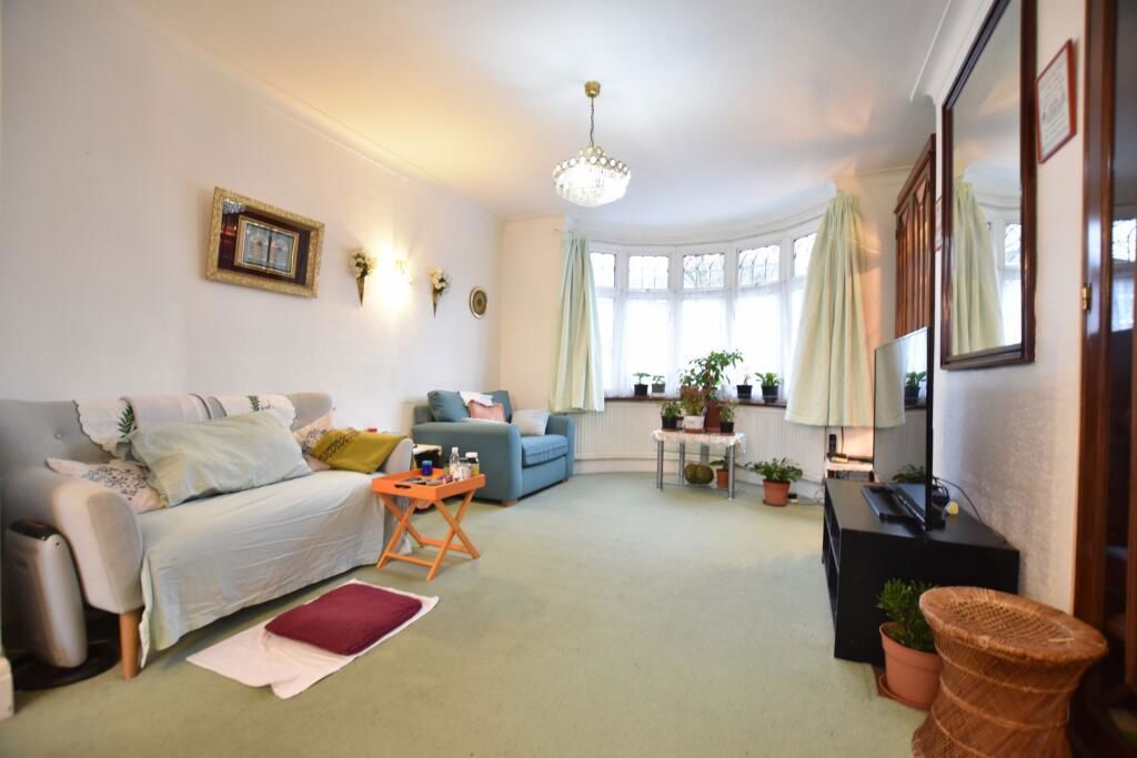 Property photo 2 of 12