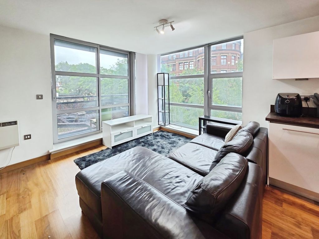 Property photo 2 of 11