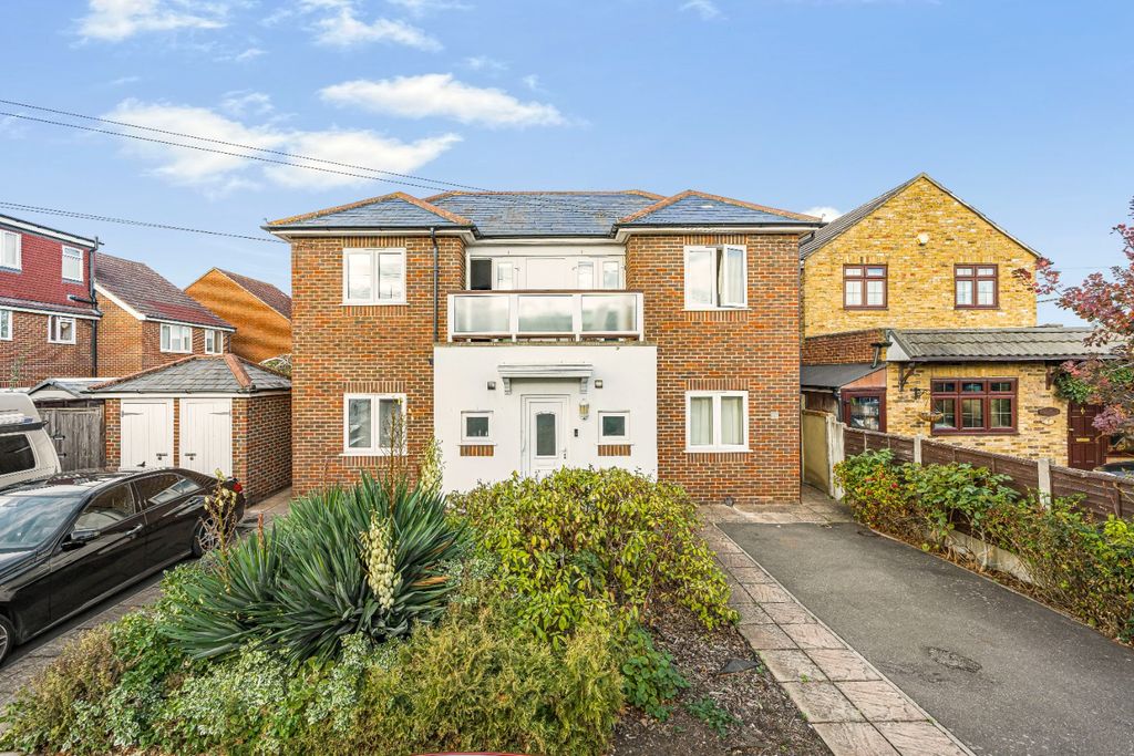 Property photo 1 of 12 5546310