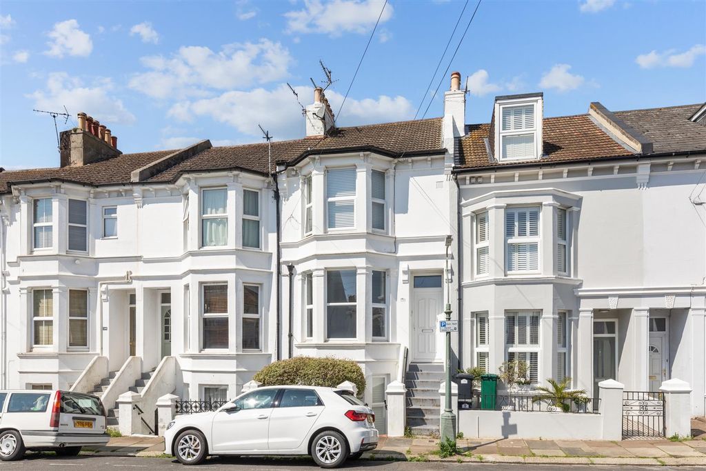 Property photo 1 of 4 Westbourne Street-8.Jpg