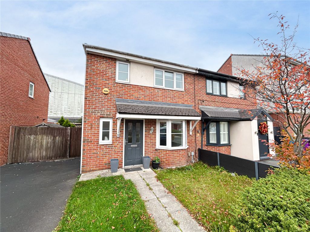 Property photo 2 of 16 Picture No. 07