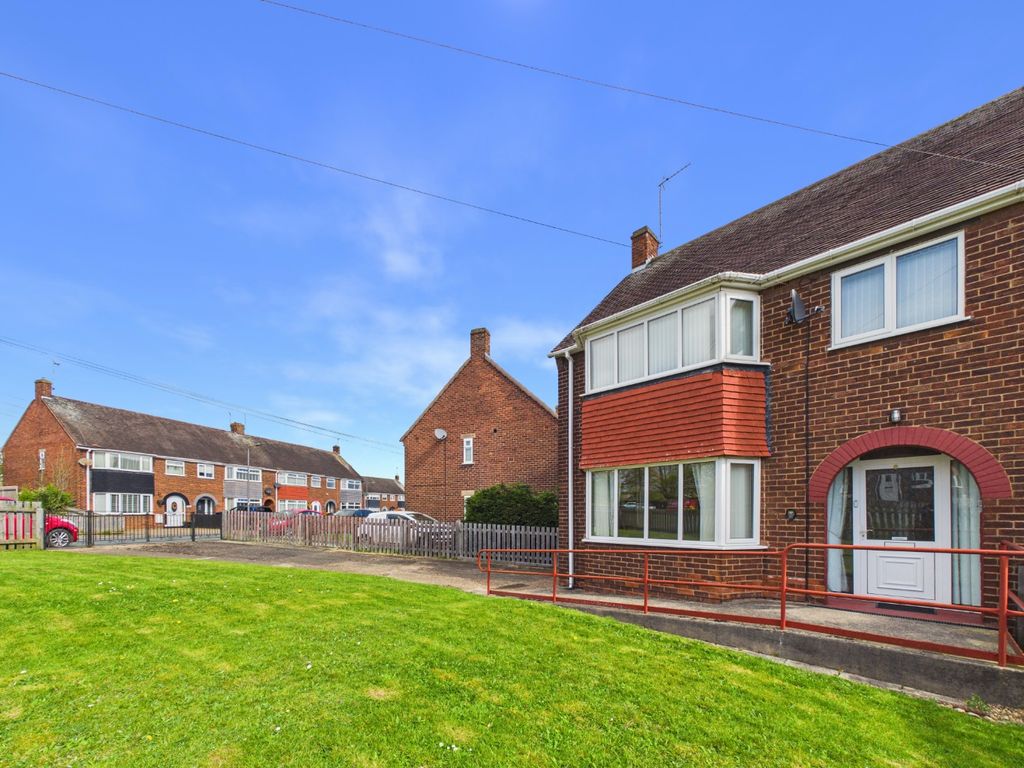 Property photo 1 of 11 4618621