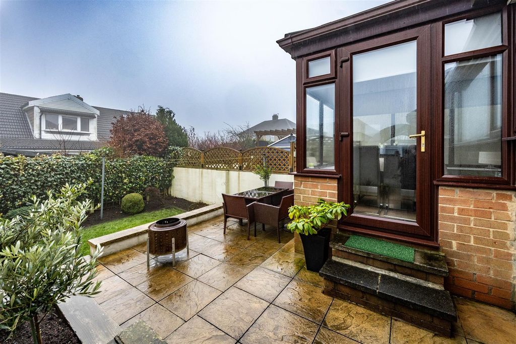 Property photo 2 of 28 4Ldqueens-210126-31.Jpeg