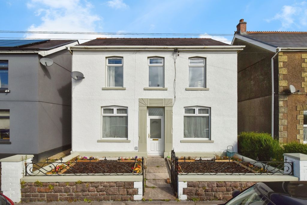 Property photo 1 of 17 Photo