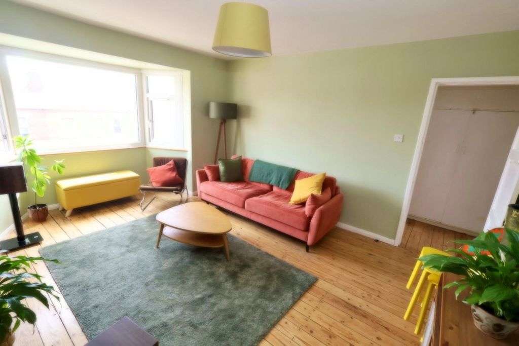 Property photo 3 of 10 8.Jpg