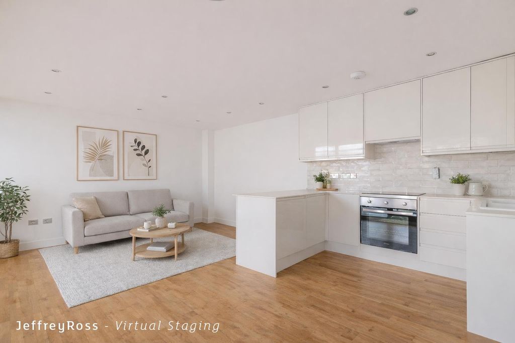 Property photo 2 of 16 Ebd00d02-2296-4757-Bd00-c45Fd61Fee26.Png