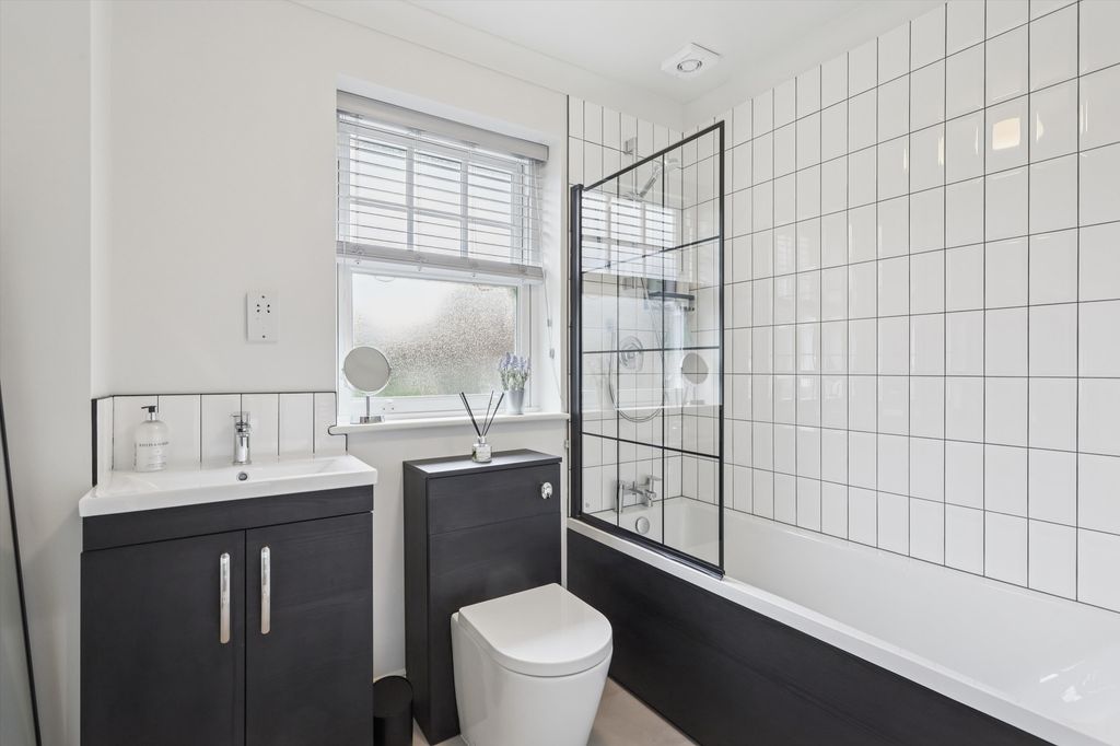 Additional image 22 of 5 bed detached house for saleRuxley Crescent, Claygate, Esher, Surrey KT10