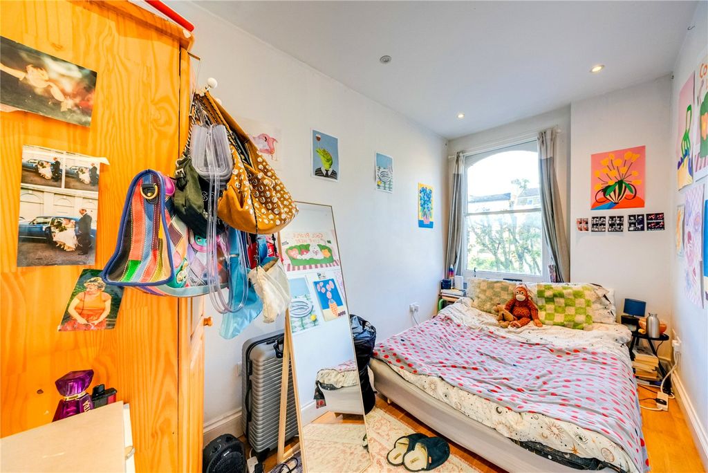 Property photo 2 of 14 Picture No. 05