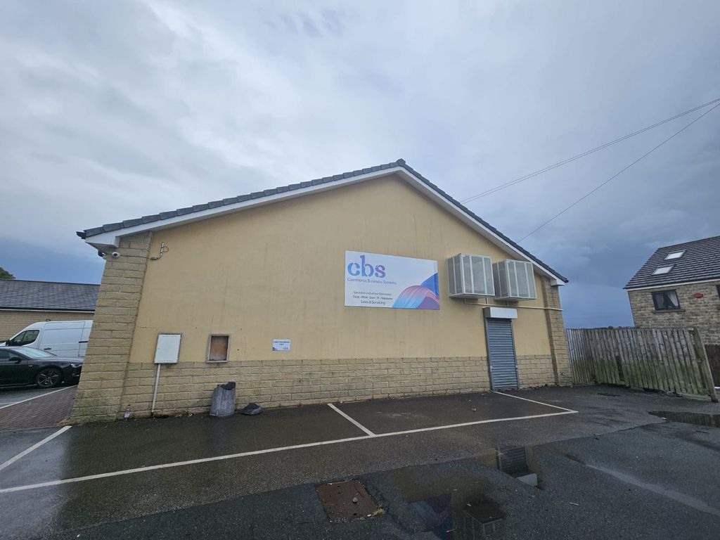 Property photo 2 of 3