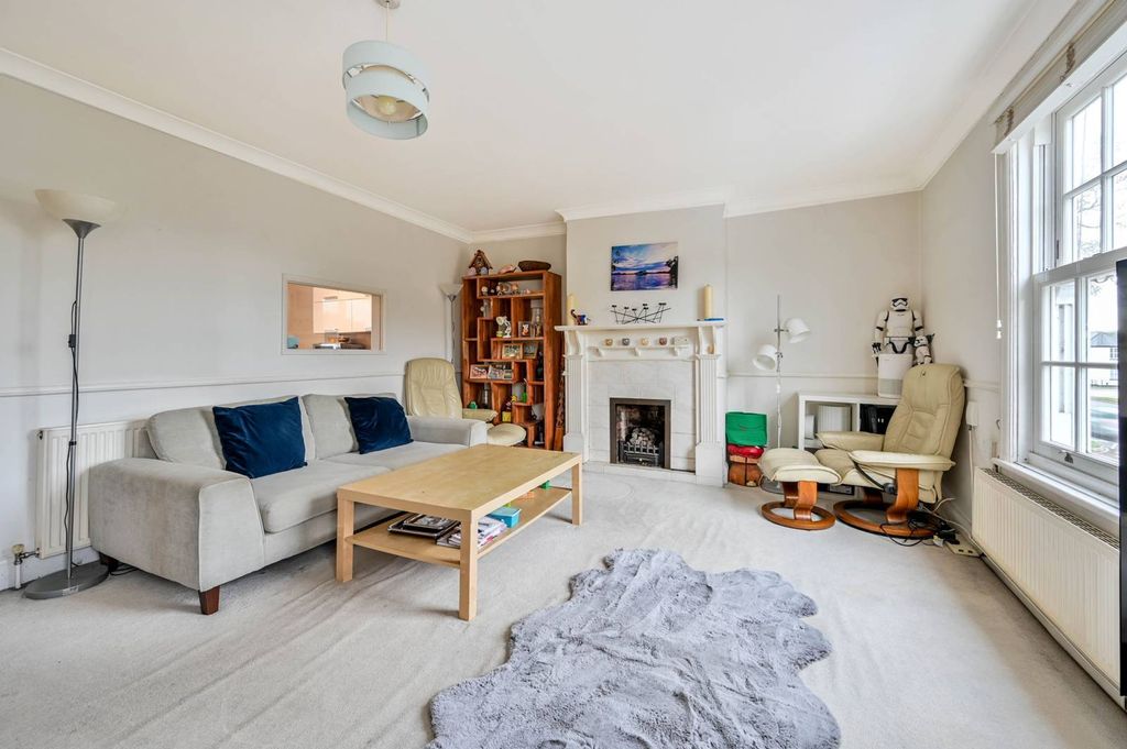 Property photo 2 of 15