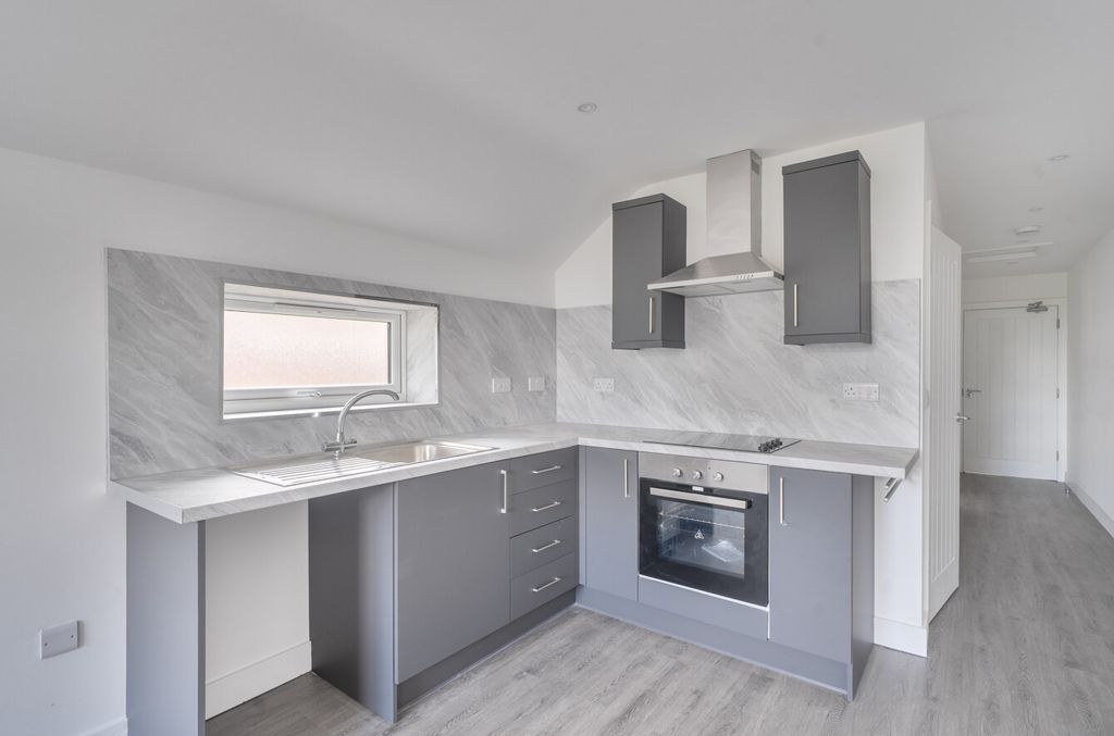 Property photo 2 of 10 1473451-3-6A29A2B...