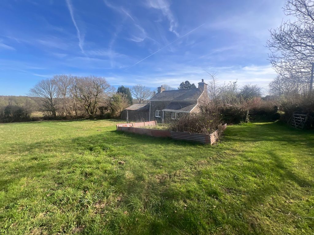 Property photo 3 of 59