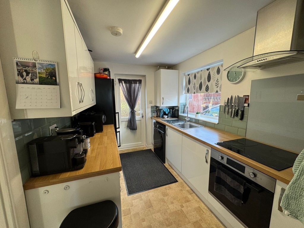 Property photo 2 of 16